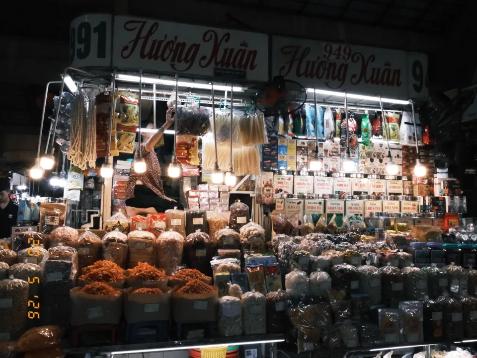 Quầy bếp nhìn thấy rõ